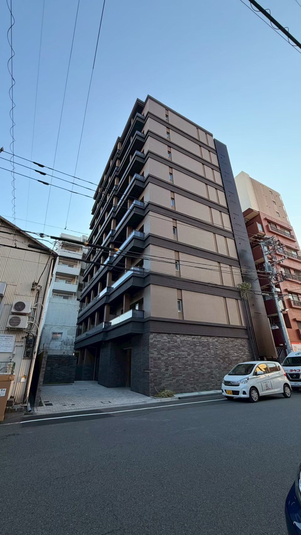 墨田区内　集合住宅新築工事　共有部タイル施工